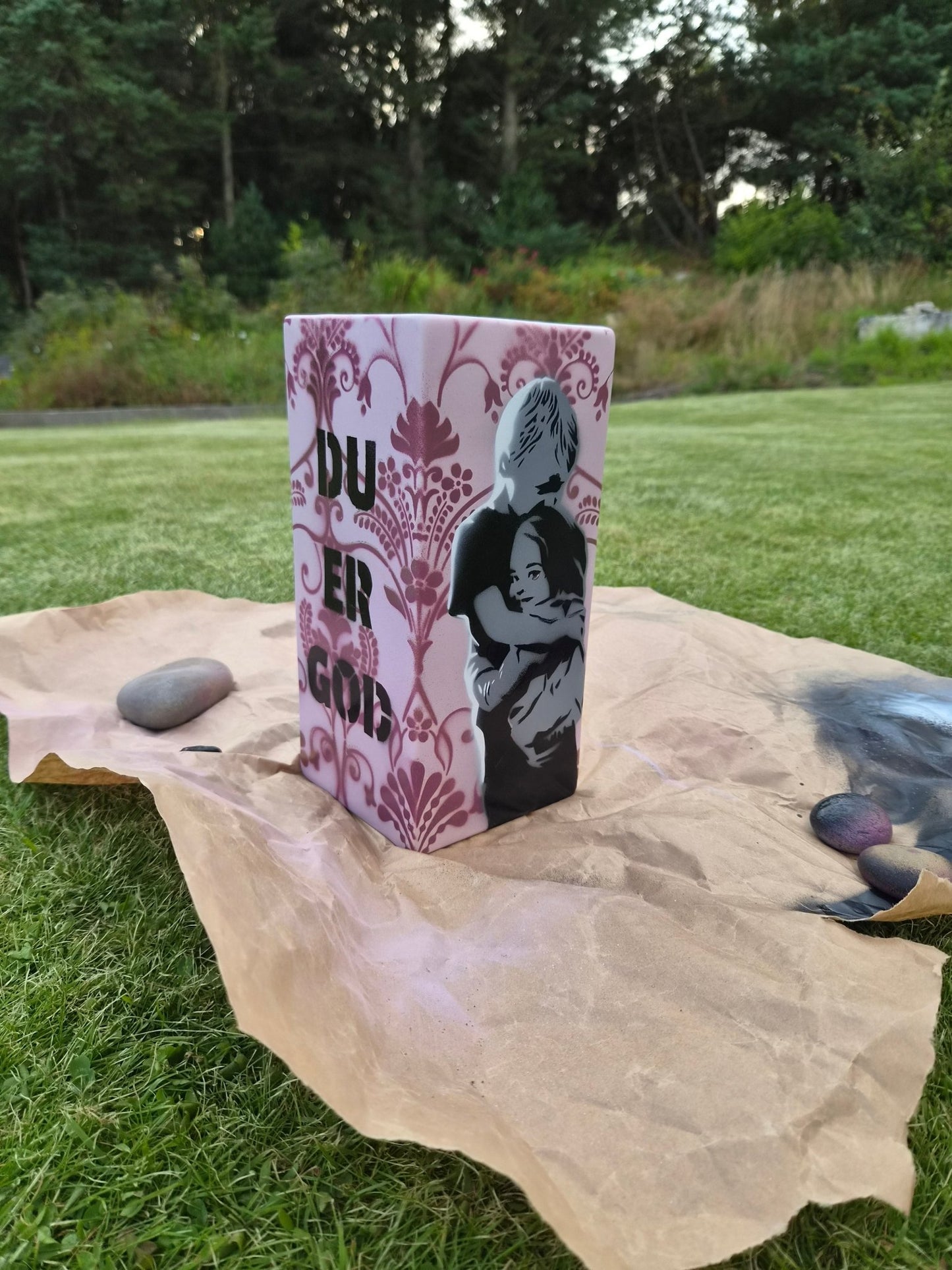 1/1 One of a kind VASE (Original) "The Siblings"